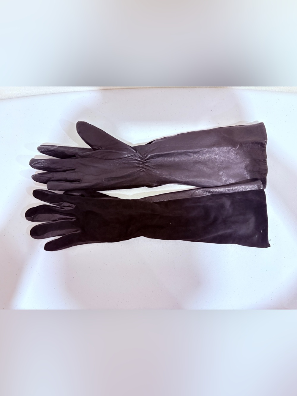 Giorgio Feretti black genuine leather gloves size: 6 1/2 elbow length